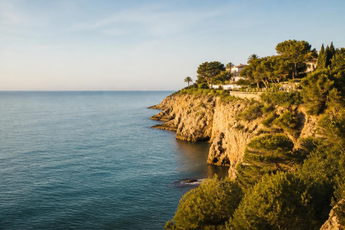 Costa mediterránea cerca de Sitges
